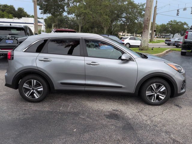 Used 2022 Kia Niro EX Premium FWD image 3