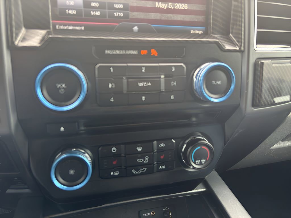 Used 2015 Ford F150 XLT w/ Equipment Group 302A Luxury AWD/4WD image 22