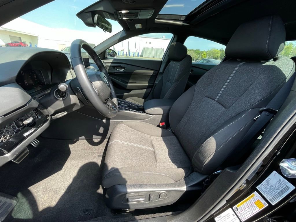 Certified 2023 Honda Accord Sport image 27