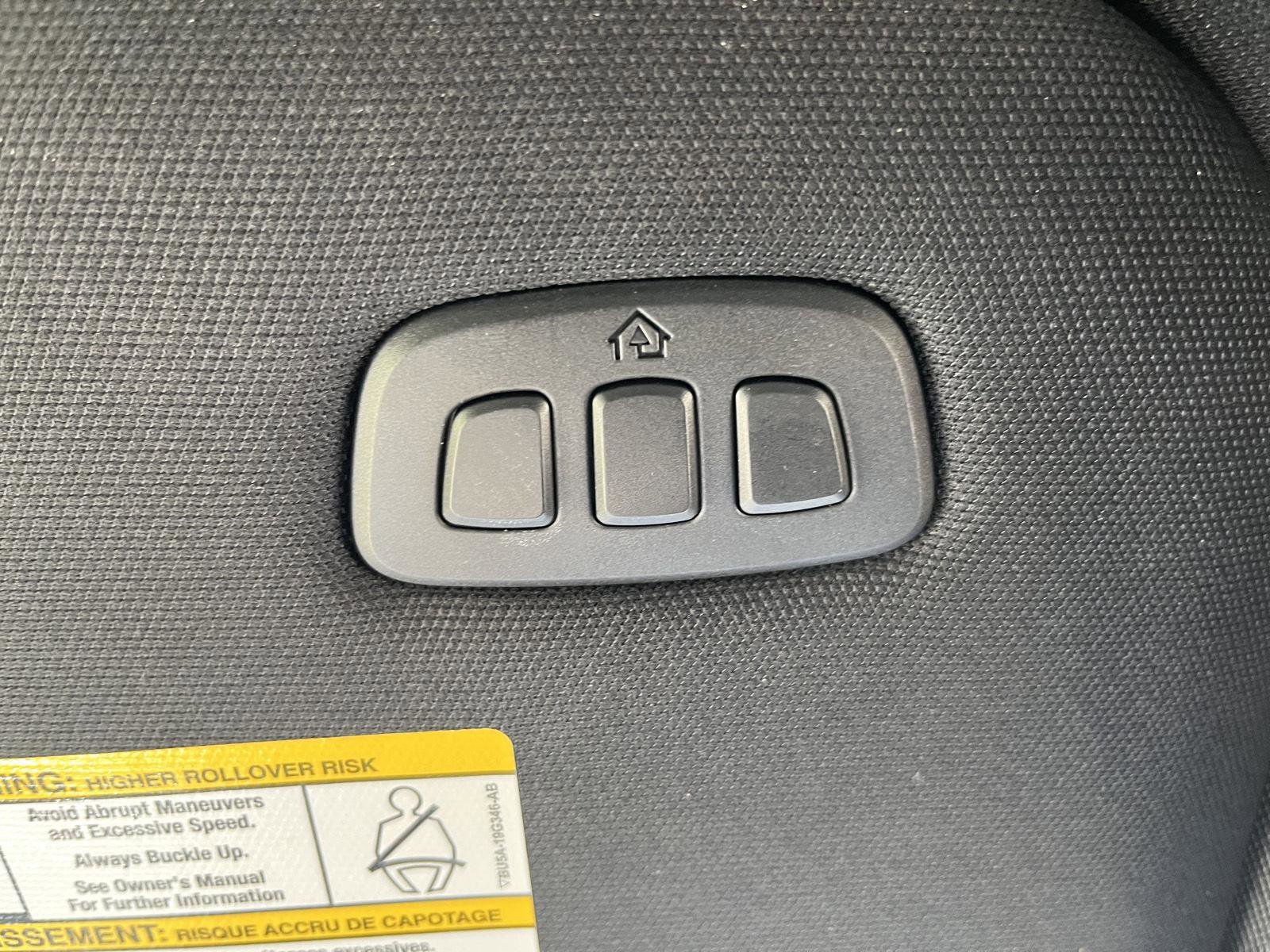 Used 2023 Ford F150 Lariat w/ Equipment Group 502A High image 28