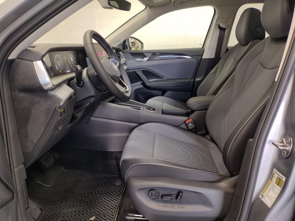 New 2026 Volkswagen Tiguan SE AWD/4WD image 23