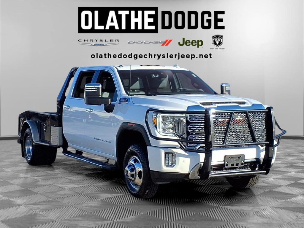 Used 2021 GMC Sierra 3500 Denali w/ Denali Ultimate Package AWD/4WD image 32