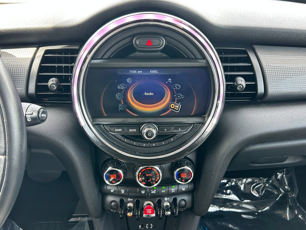Used 2015 MINI Cooper 4-Door Hardtop FWD image 23