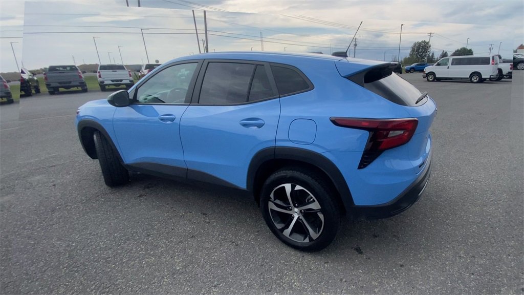 Certified 2024 Chevrolet Trax RS image 6