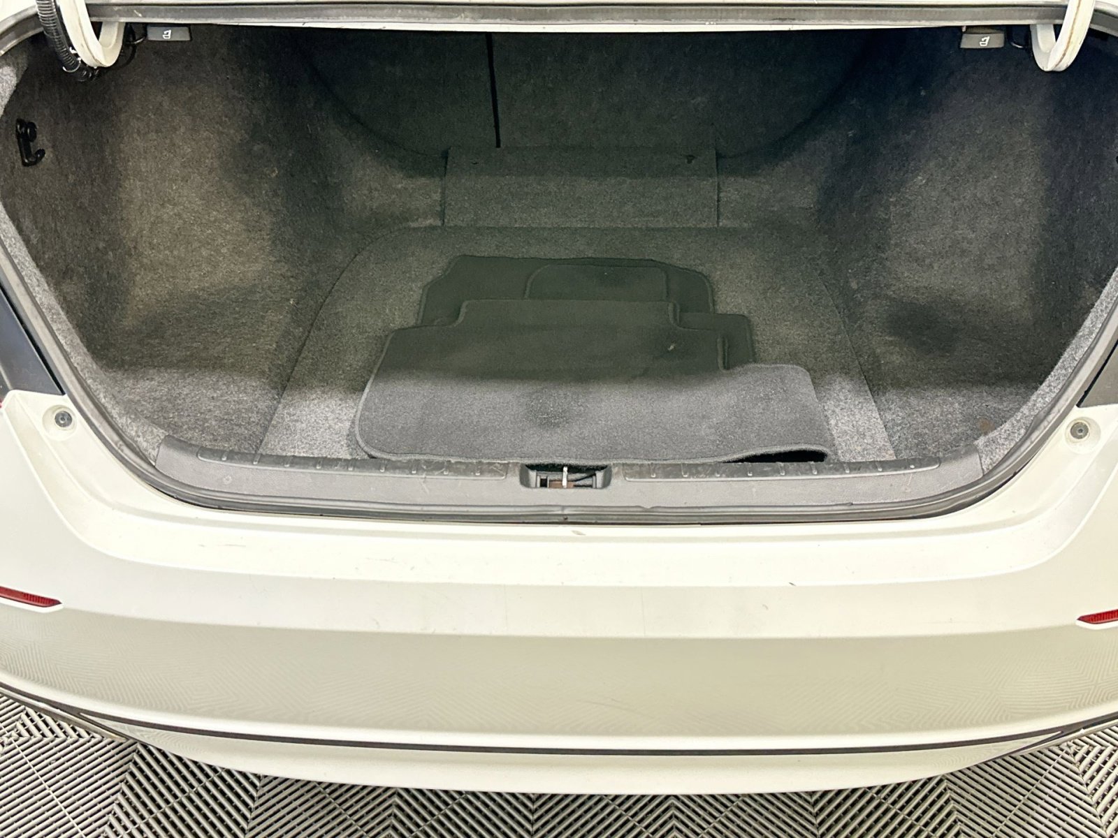 Used 2019 Honda Accord Sport image 32