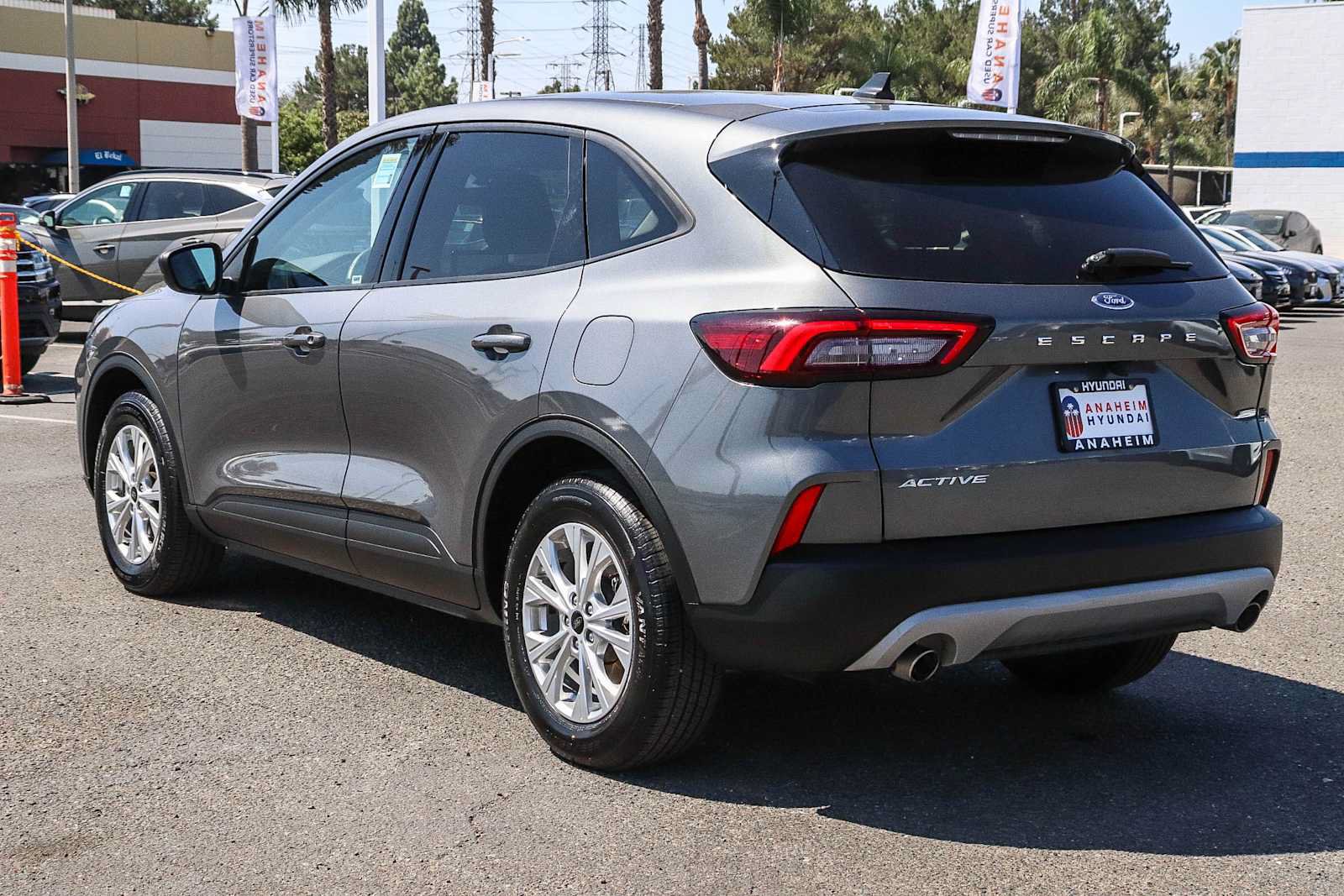 Used 2025 Ford Escape Active FWD image 9