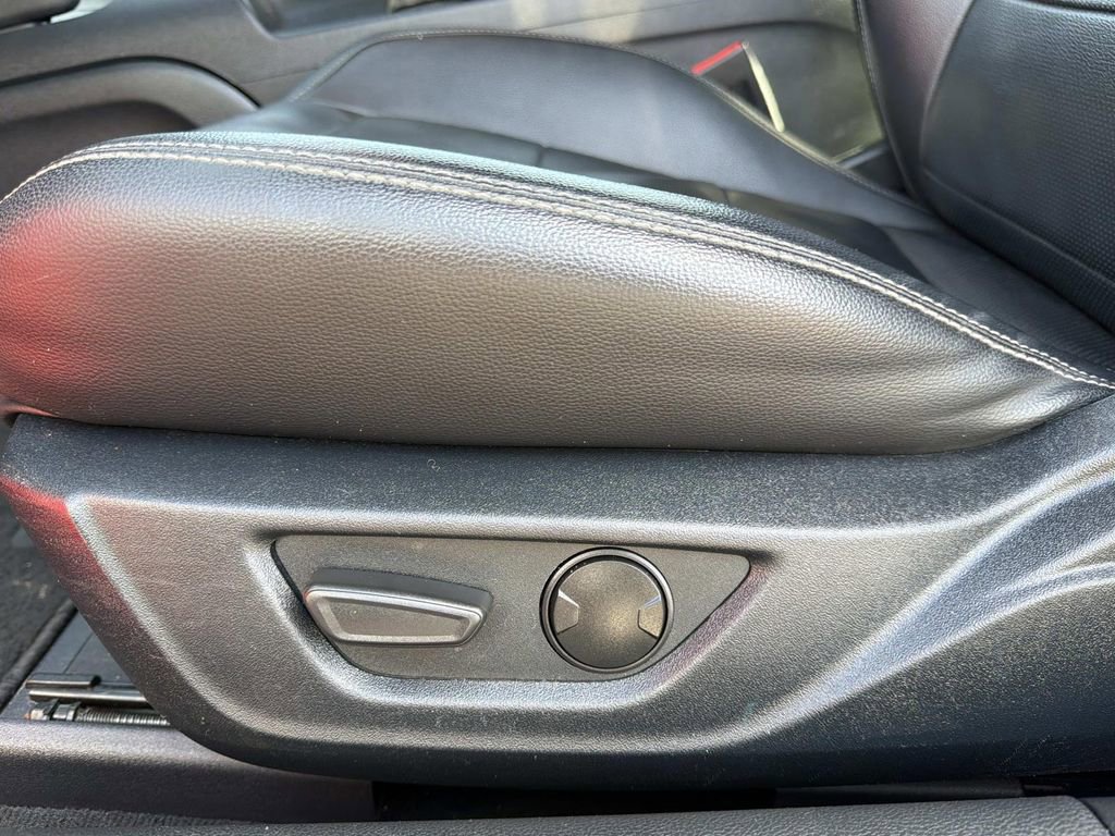 Used 2022 Ford Mustang Premium image 16
