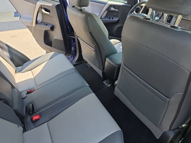 Used 2015 Toyota RAV4 Limited w/ Technology Package FWD image 12