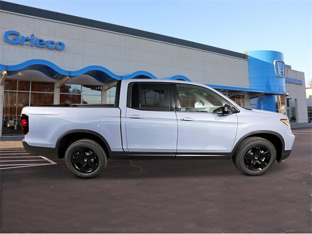 New 2026 Honda Ridgeline Black Edition image 6