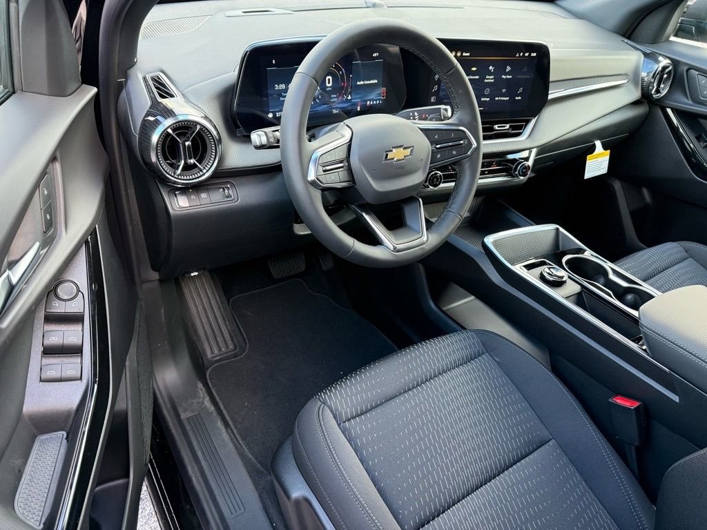 New 2026 Chevrolet Equinox LT image 8