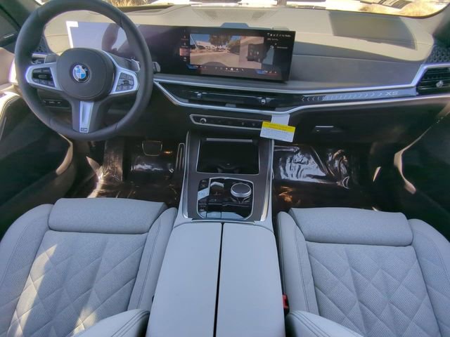 Used 2026 BMW X5 xDrive40i w/ M Sport Package image 15