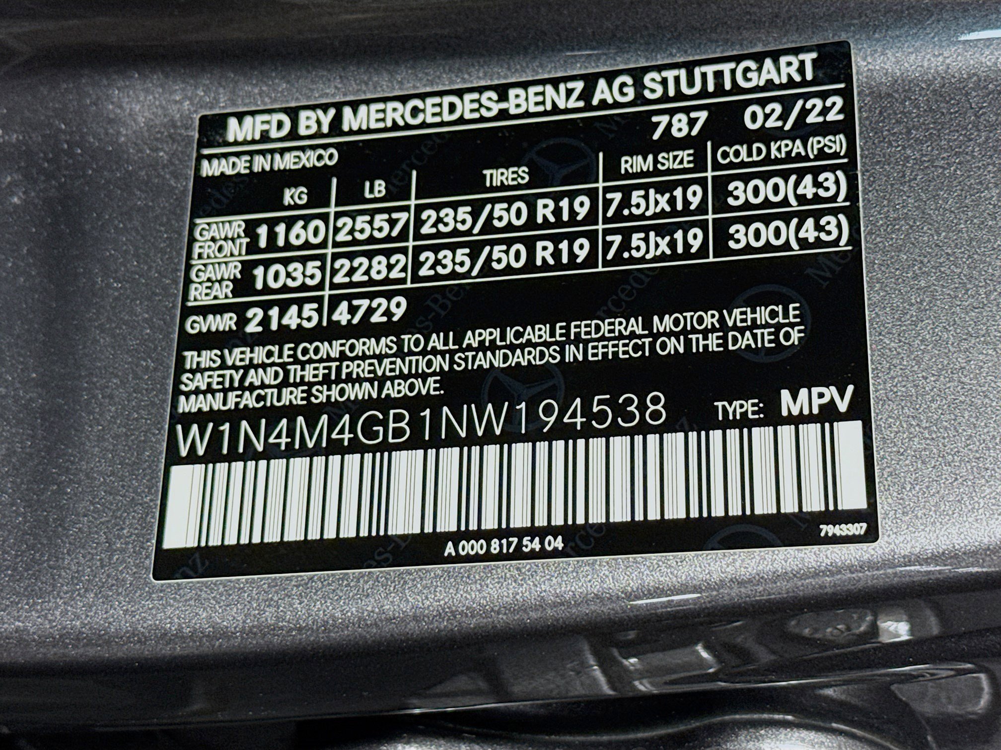 Used 2022 Mercedes-Benz GLB 250 w/ Premium Package Lite image 40