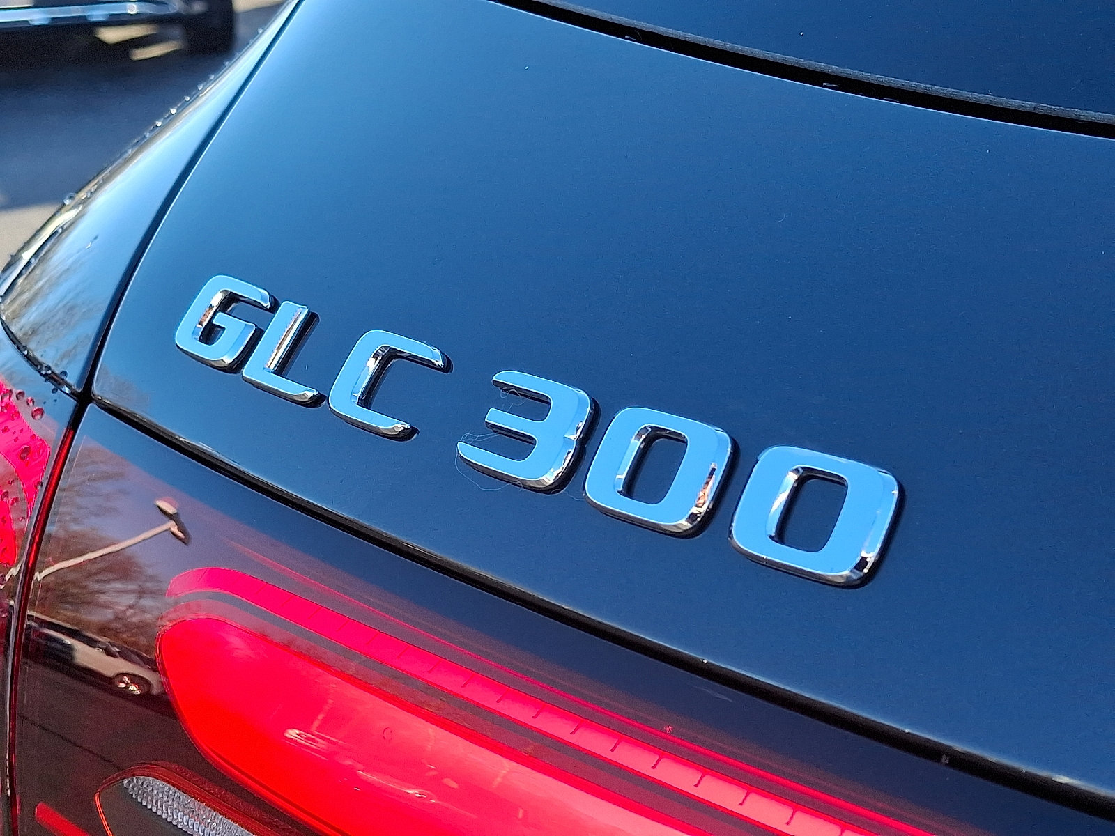 Used 2026 Mercedes-Benz GLC 300 4MATIC image 24