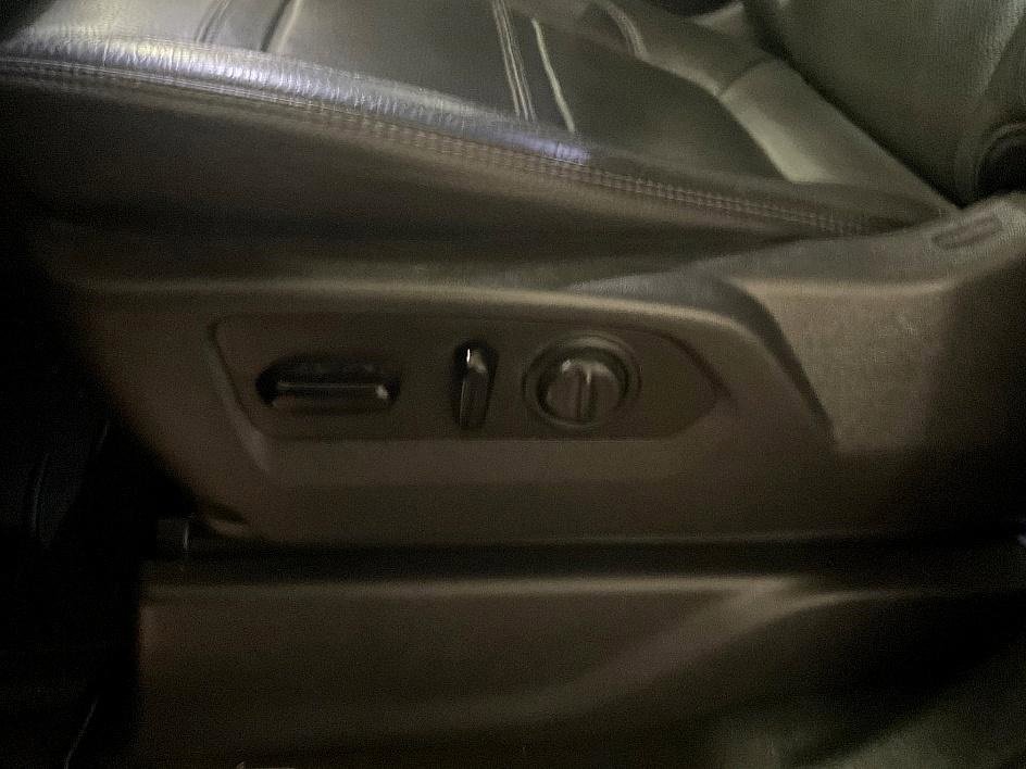 Used 2019 GMC Sierra 1500 Denali w/ Denali Ultimate Package image 16