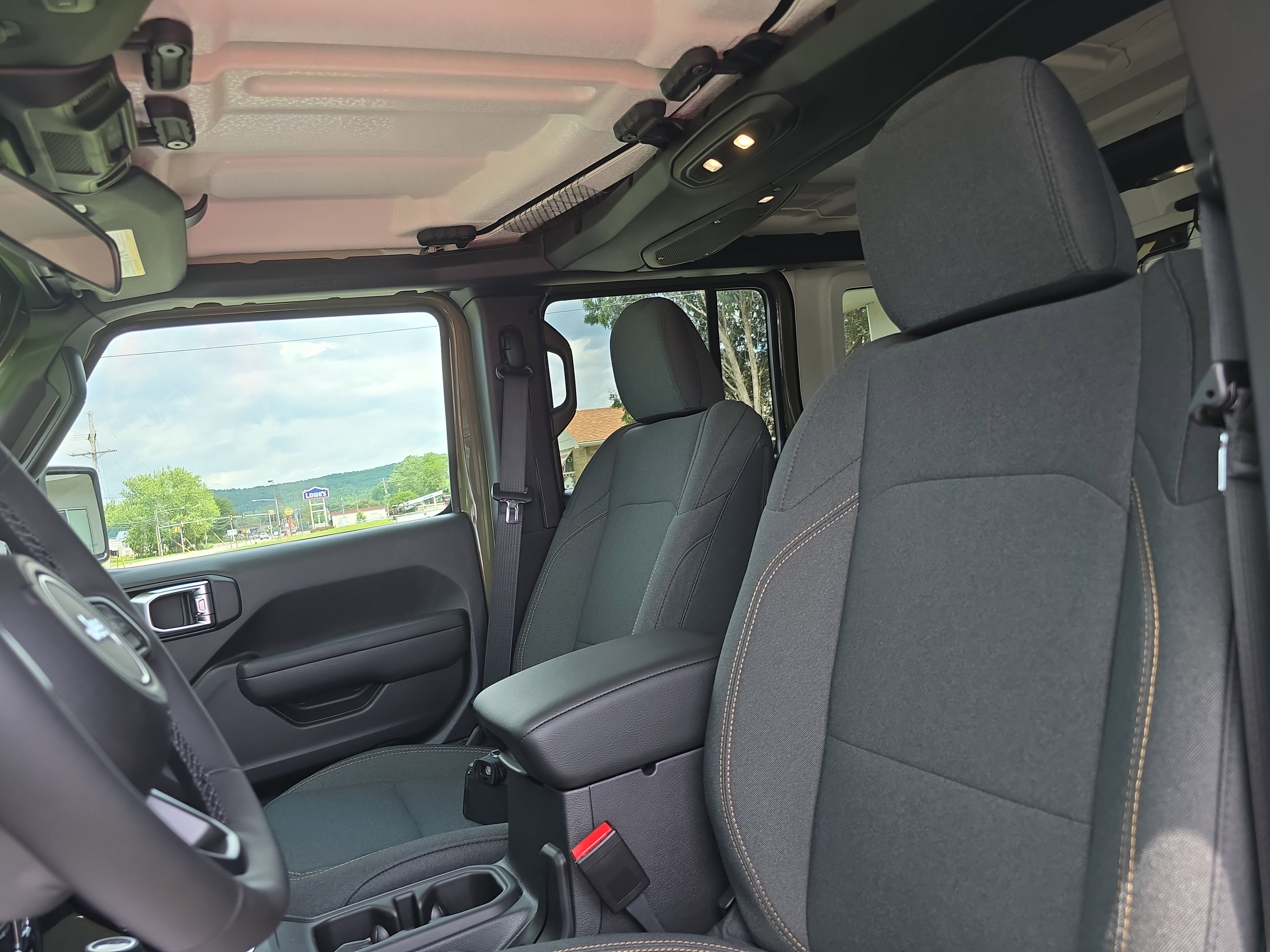 New 2025 Jeep Wrangler Sport S image 13