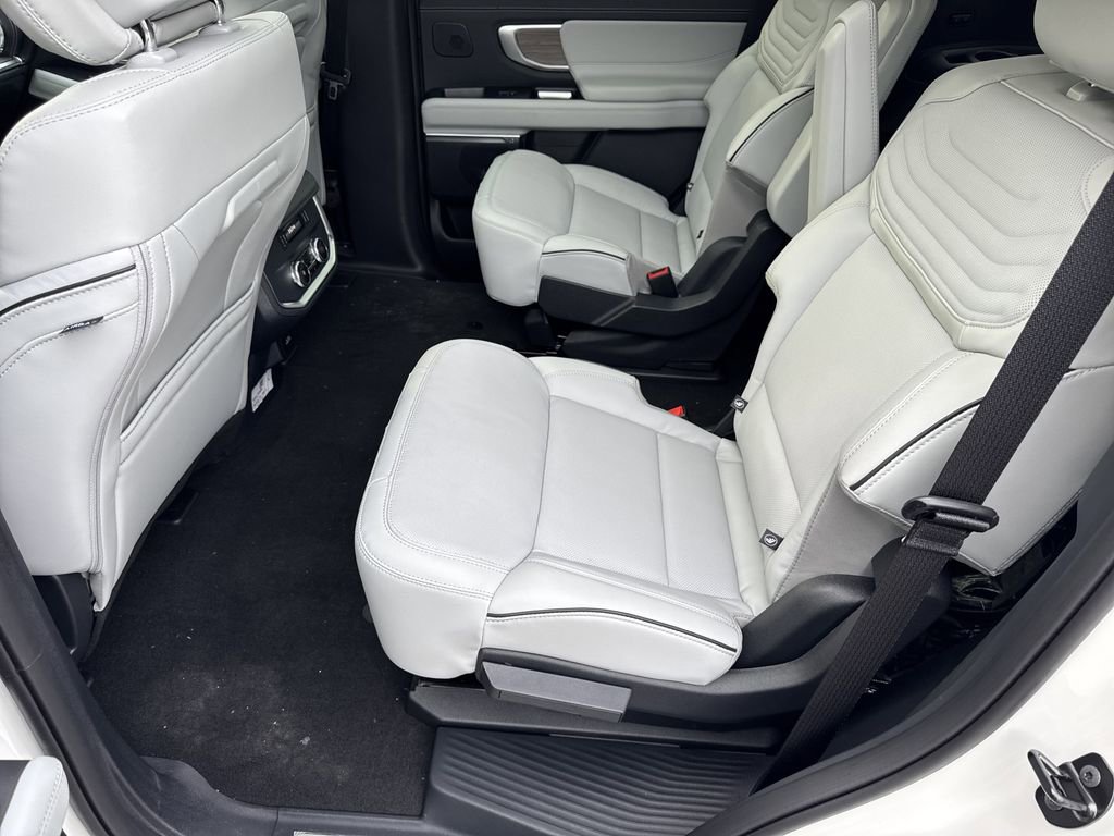 New 2026 Ford Expedition Platinum w/ Platinum Ultimate Package image 21