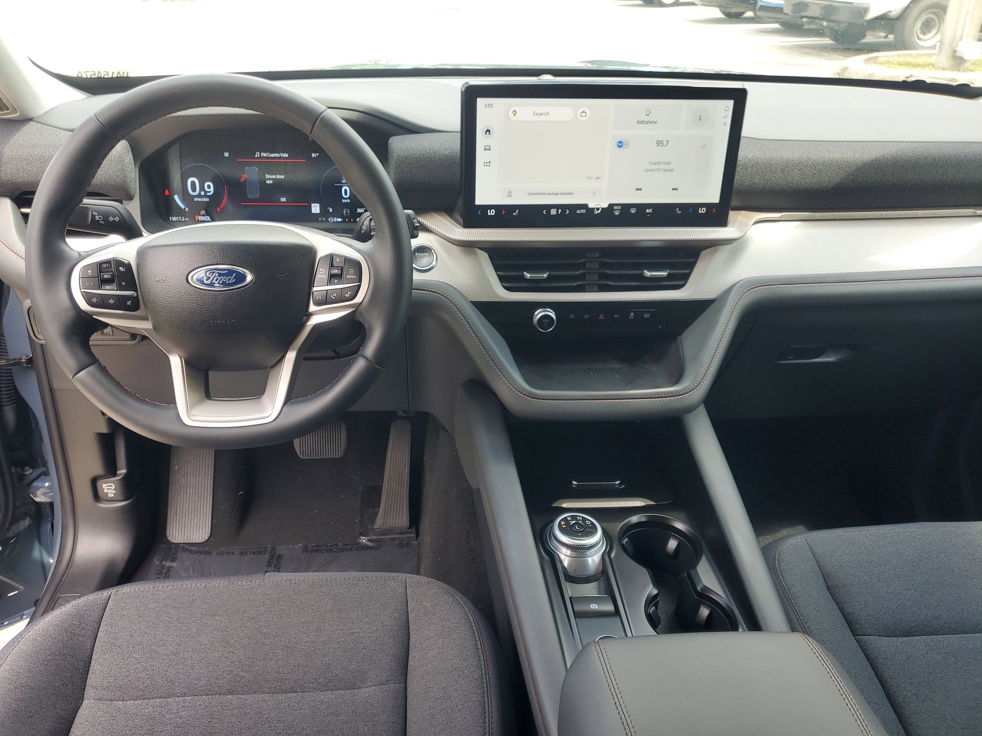 Used 2025 Ford Explorer Active RWD image 11
