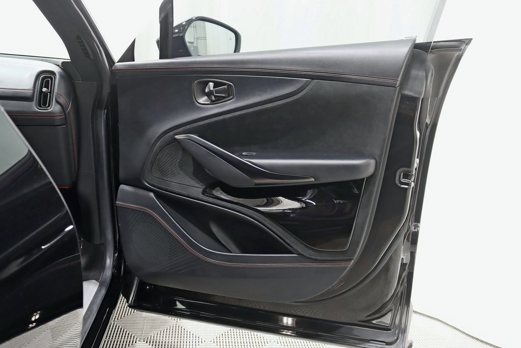 Used 2024 Aston Martin DBX 707 image 40