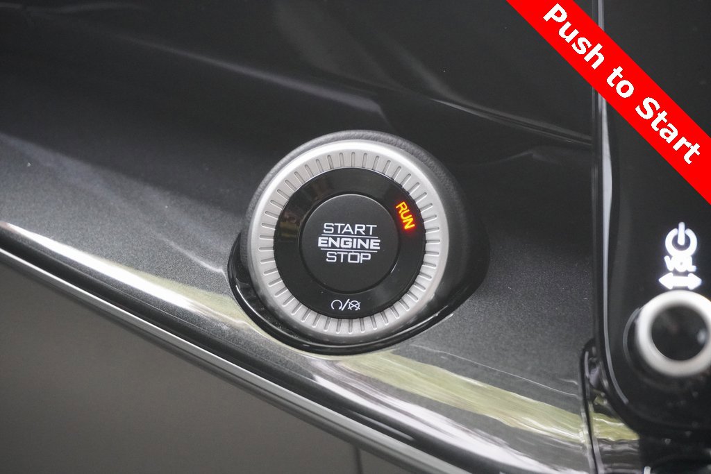 Used 2023 Jeep Wagoneer 4WD w/ Premium Group I image 20