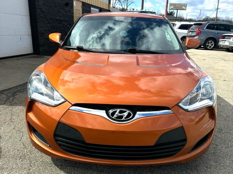 Used 2015 Hyundai Veloster image 8