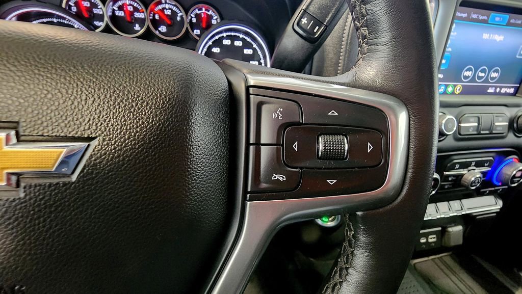 Used 2022 Chevrolet Silverado 3500 LT w/ Convenience Package image 25