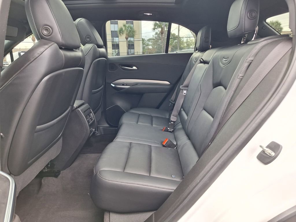 Used 2023 Cadillac XT4 Premium Luxury w/ Technology Package image 11