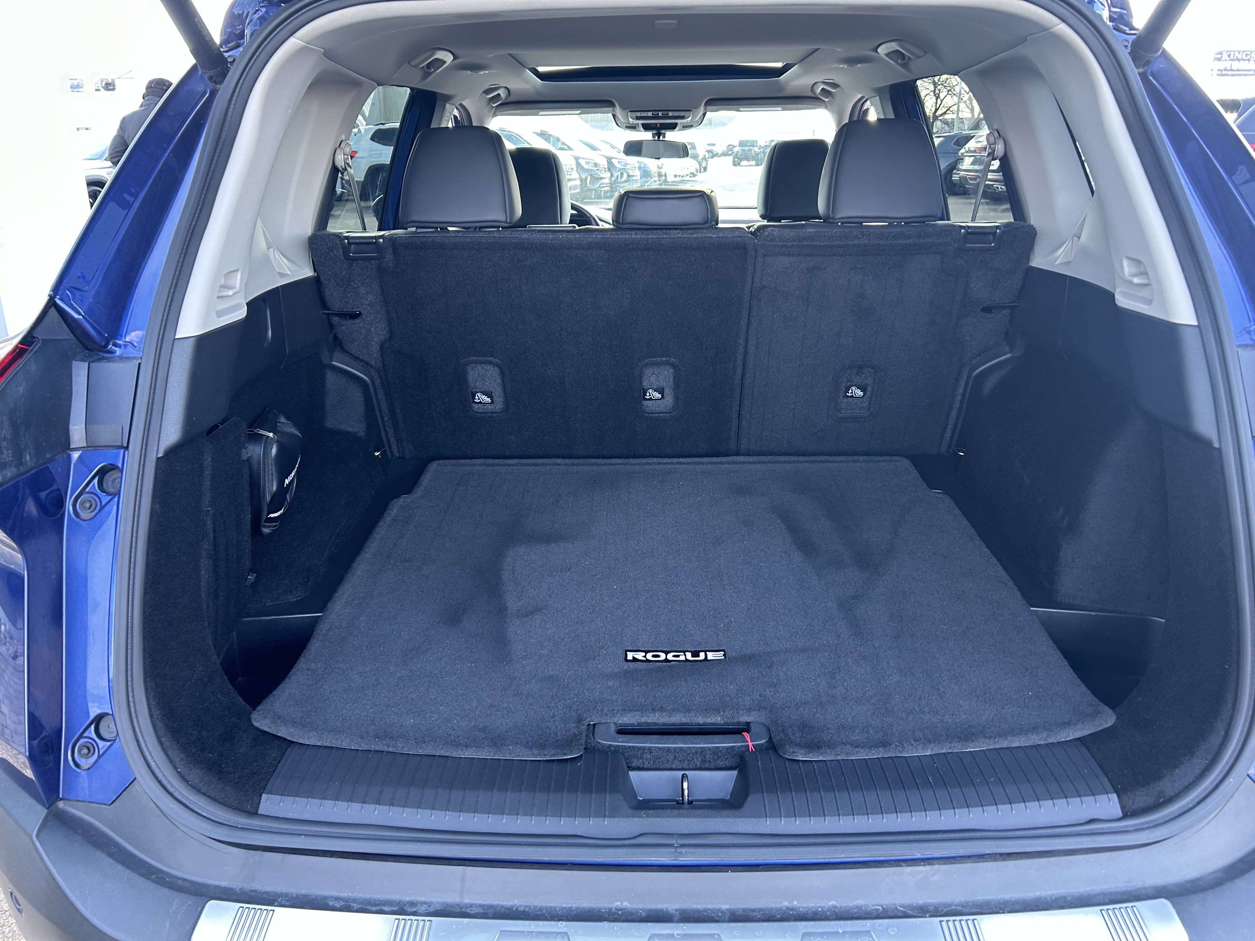 Used 2023 Nissan Rogue SV w/ SV Premium Package AWD/4WD image 27