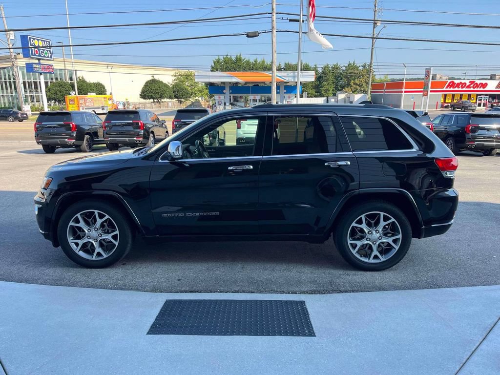 Used 2020 Jeep Grand Cherokee Overland AWD/4WD image 6