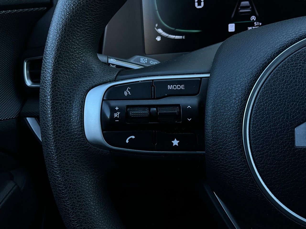 Used 2025 Kia Sportage LX image 31