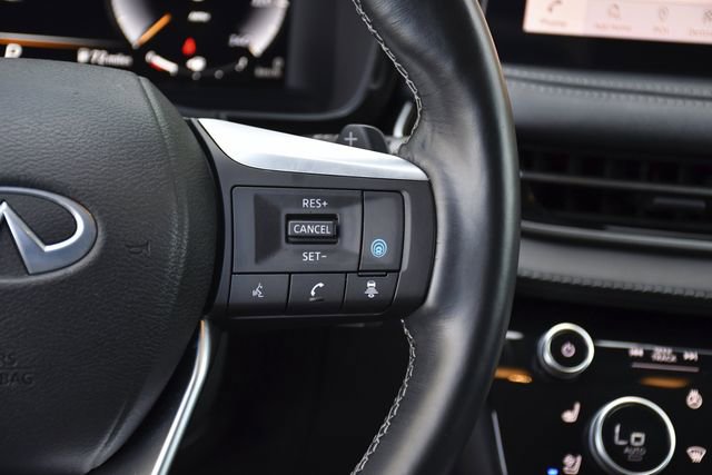 Used 2022 INFINITI QX60 Sensory w/ Cargo Package FWD image 9
