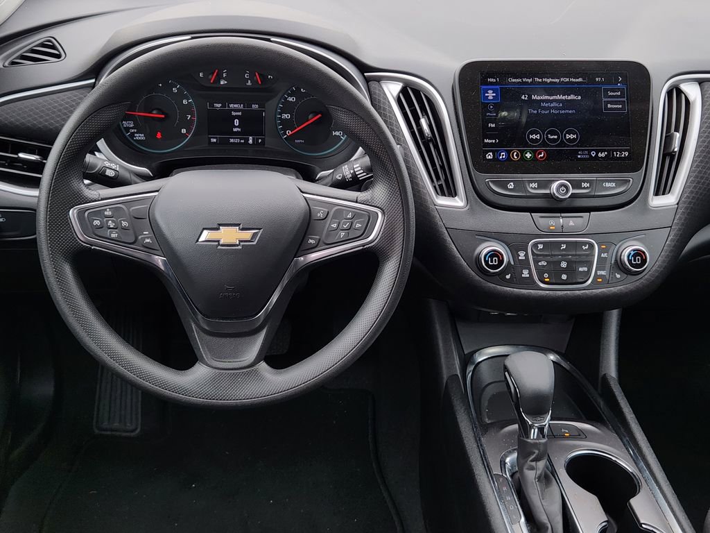 Used 2025 Chevrolet Malibu LT image 27