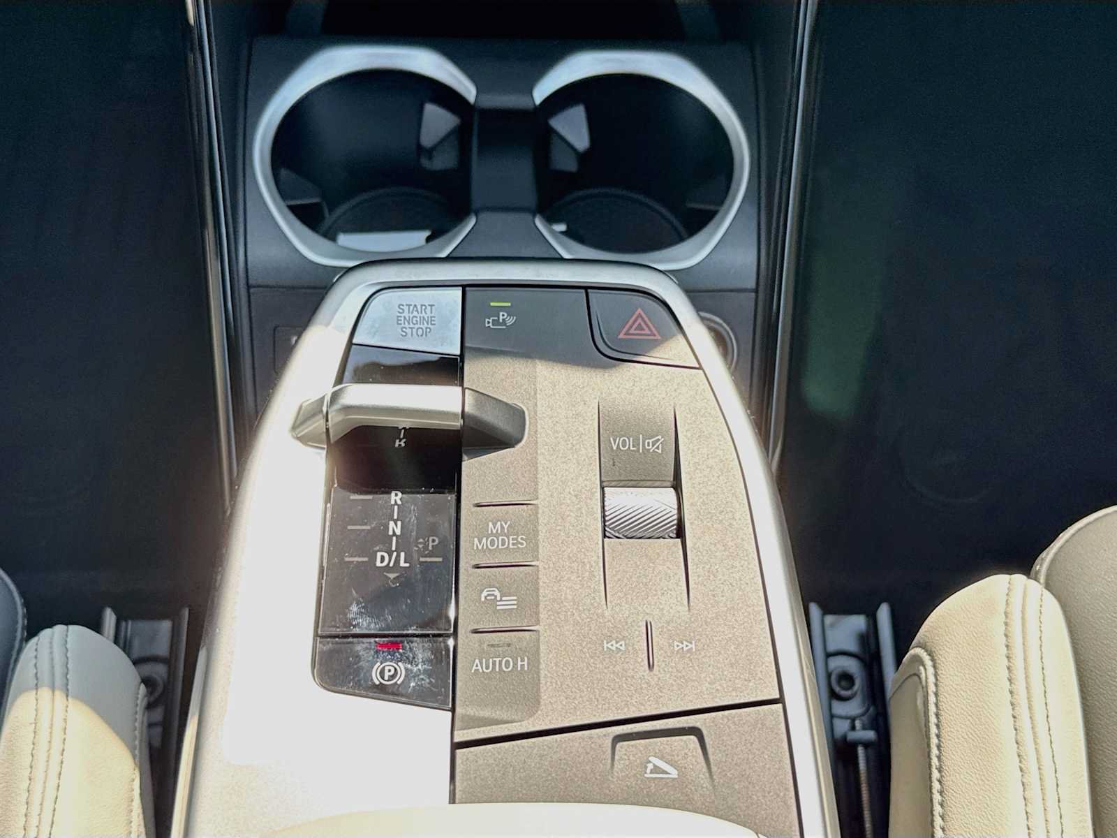 New 2027 BMW X1 xDrive28i AWD/4WD image 10