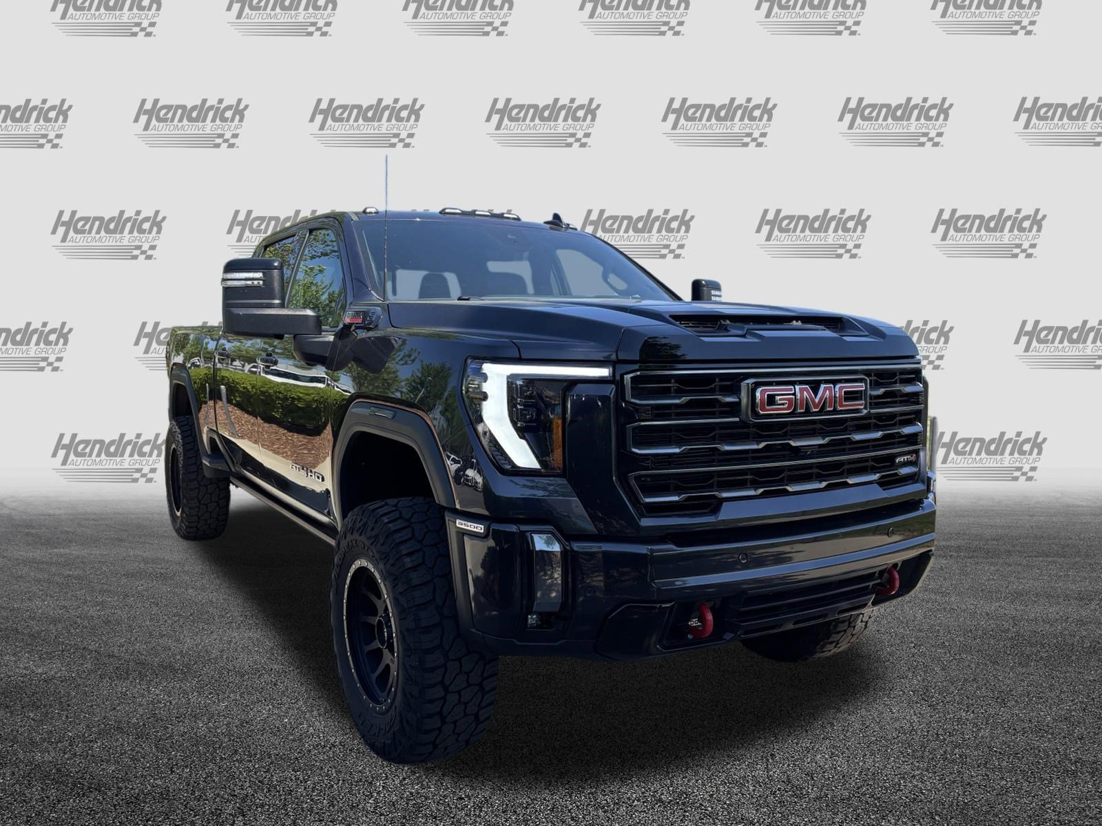Used 2024 GMC Sierra 3500 AT4 w/ AT4 Premium Plus Package AWD/4WD image 2