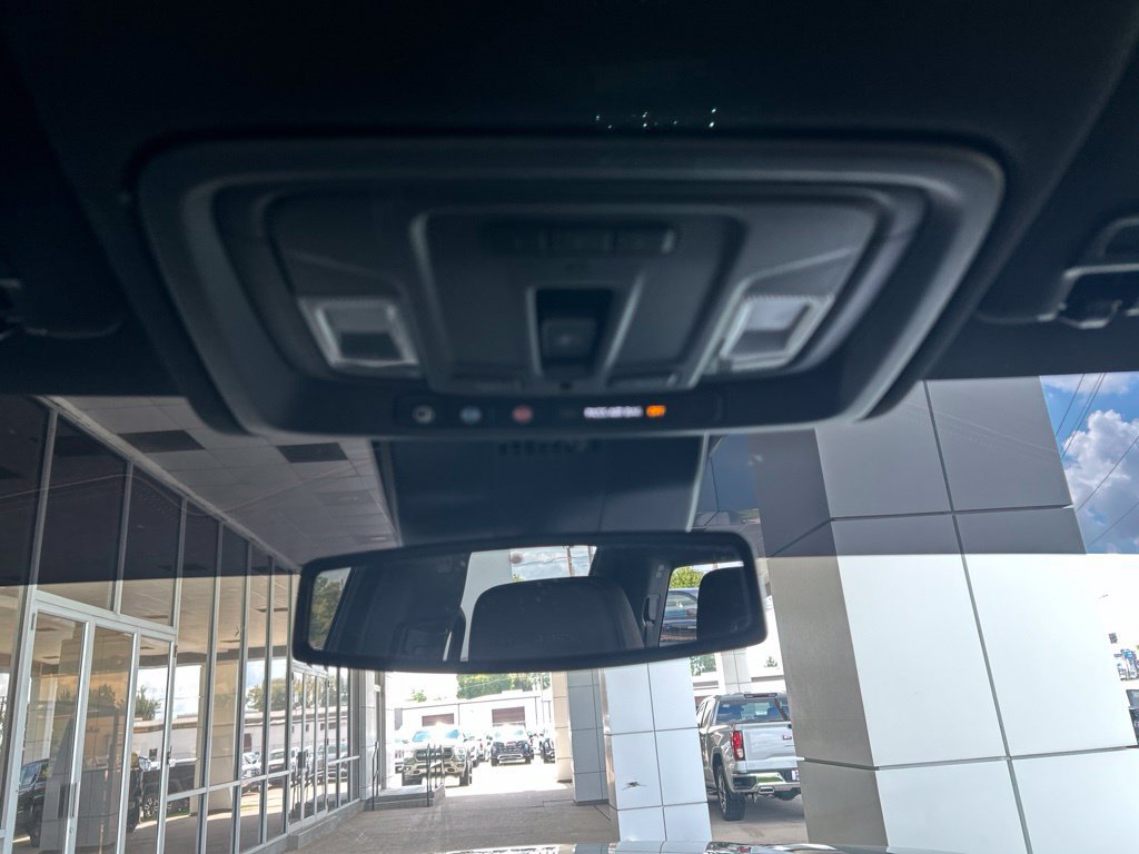 Used 2025 GMC Sierra 1500 AT4 w/ AT4 Premium Package AWD/4WD image 21