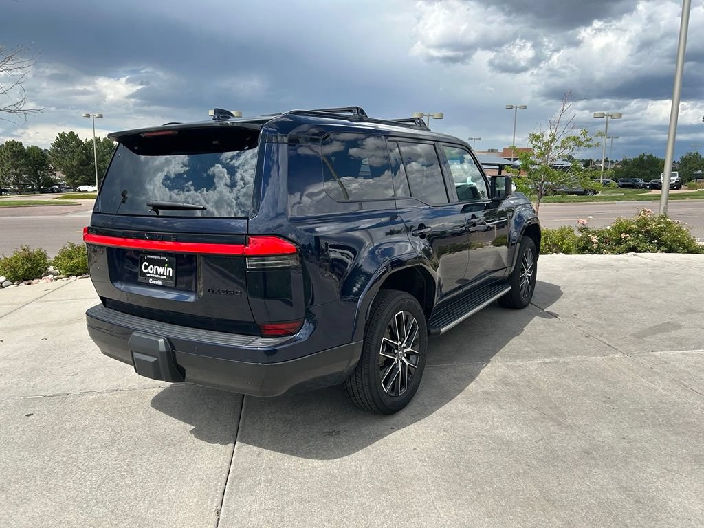 Used 2024 Lexus GX 550 AWD/4WD image 8