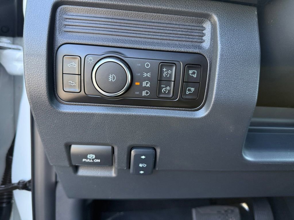 New 2026 Ford F250 4x4 Crew Cab Super Duty image 24