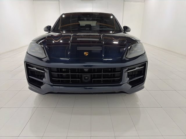 Used 2024 Porsche Cayenne Coupe AWD/4WD image 8