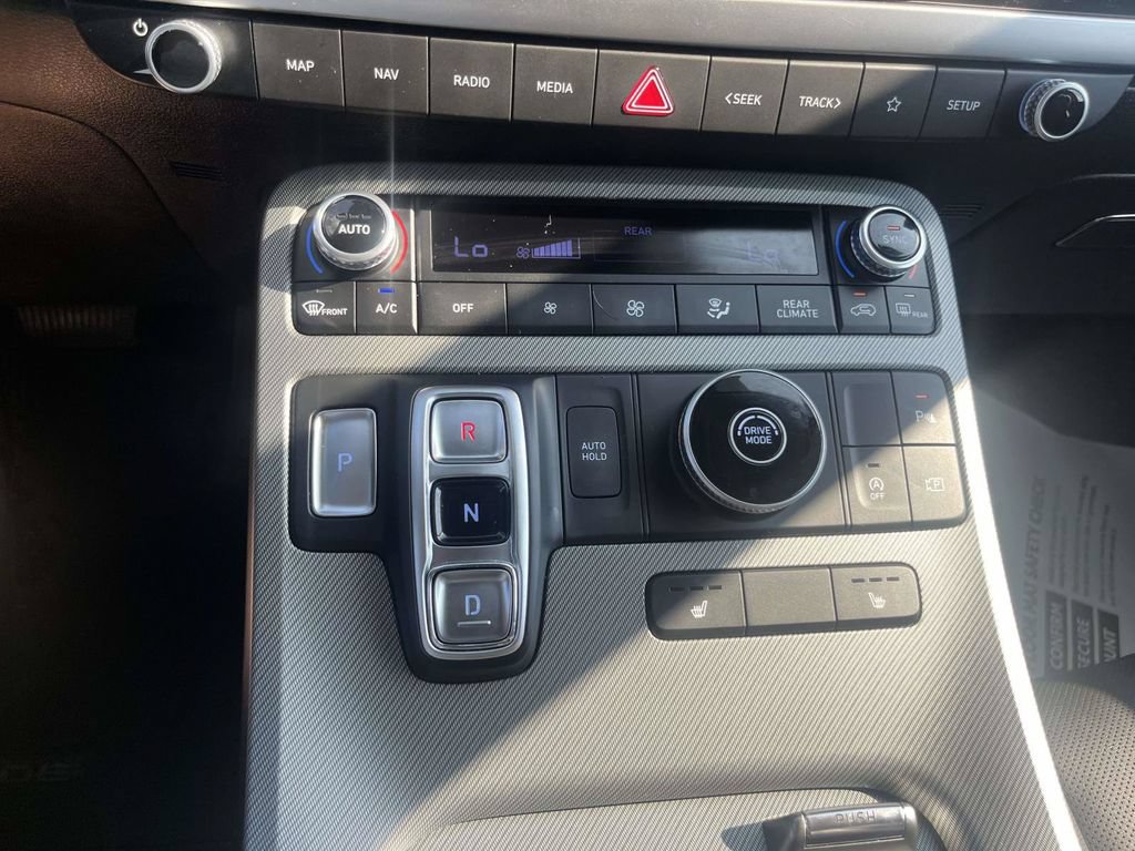 Certified 2025 Hyundai Palisade SEL FWD image 26