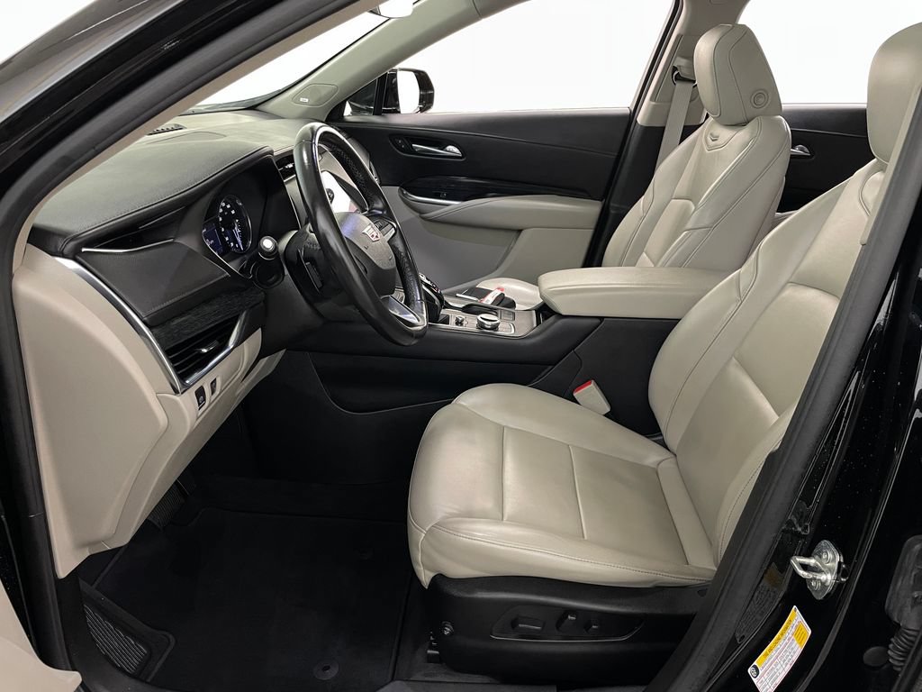 Certified 2020 Cadillac XT4 Premium Luxury w/ Driver Awareness Package AWD/4WD image 9