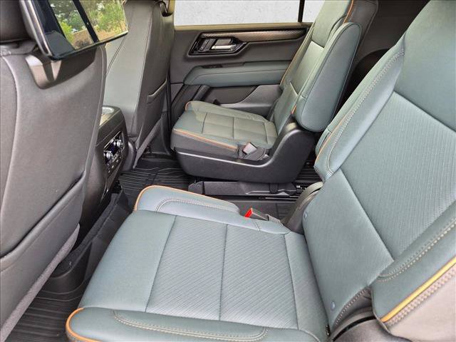 New 2026 GMC Yukon XL AT4 w/ AT4 Premium Plus Package AWD/4WD image 13
