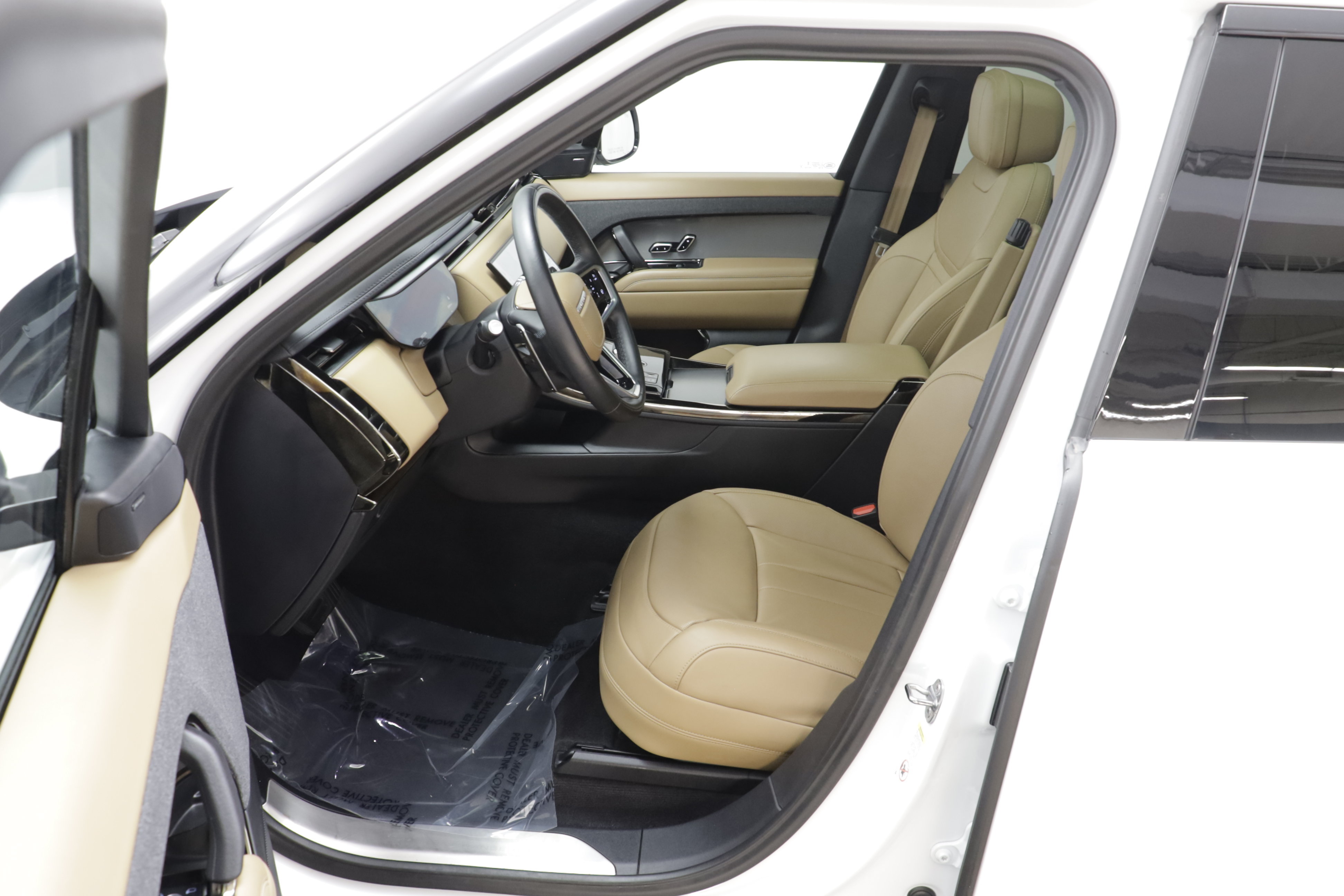 Used 2024 Land Rover Range Rover Sport SE AWD/4WD image 6