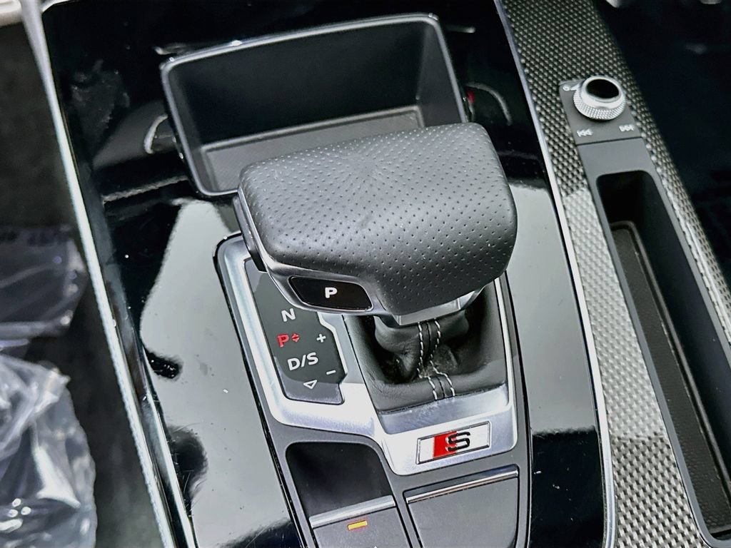 Used 2025 Audi SQ5 Premium Plus AWD/4WD image 19