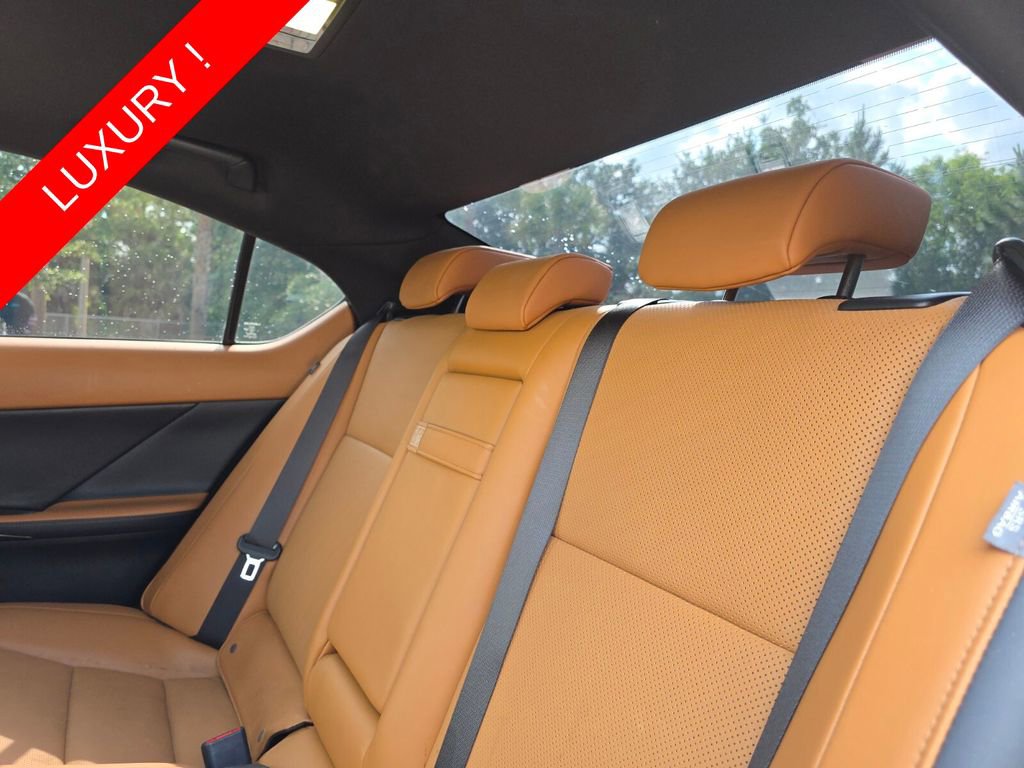 Used 2023 Lexus IS 300 w/ Comfort Package RWD image 20
