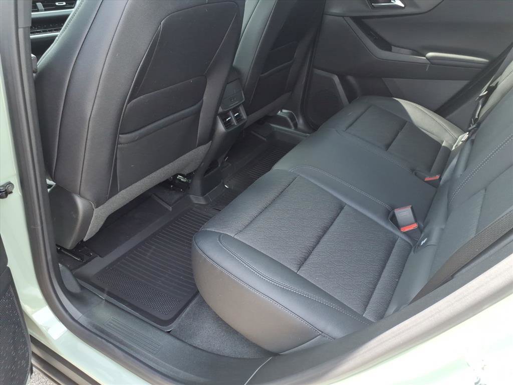 New 2026 Chevrolet Equinox LT w/ Convenience Package II image 8