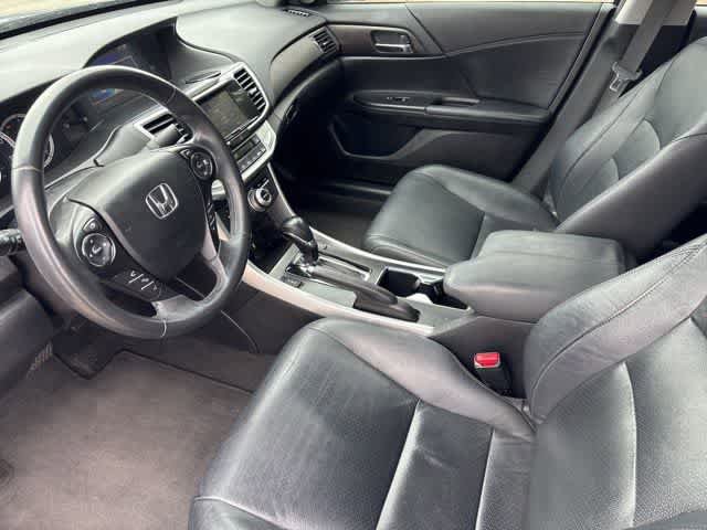 Used 2013 Honda Accord Touring image 9
