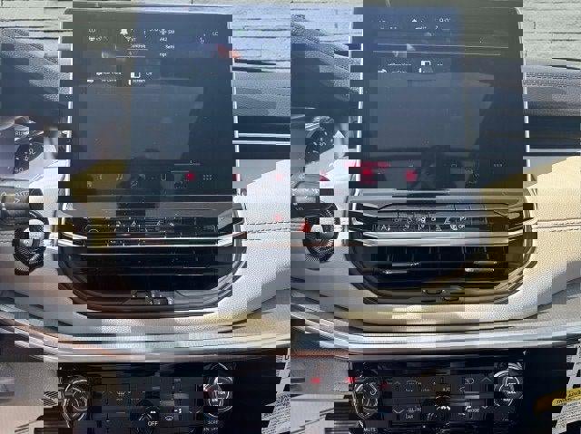 New 2025 Jeep Compass Limited w/ Sun & Sound Group image 34