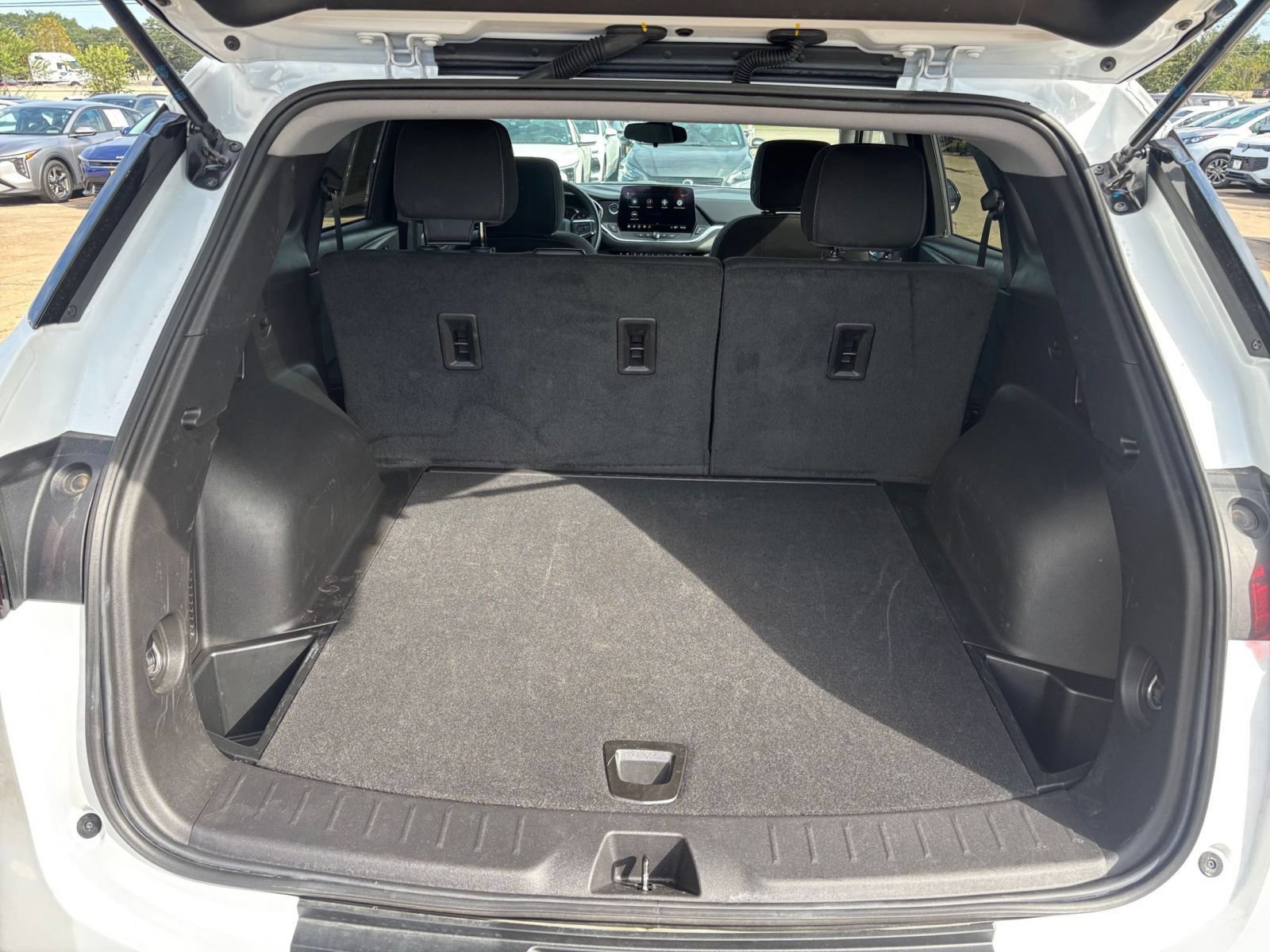Used 2026 Chevrolet Blazer LT FWD image 32