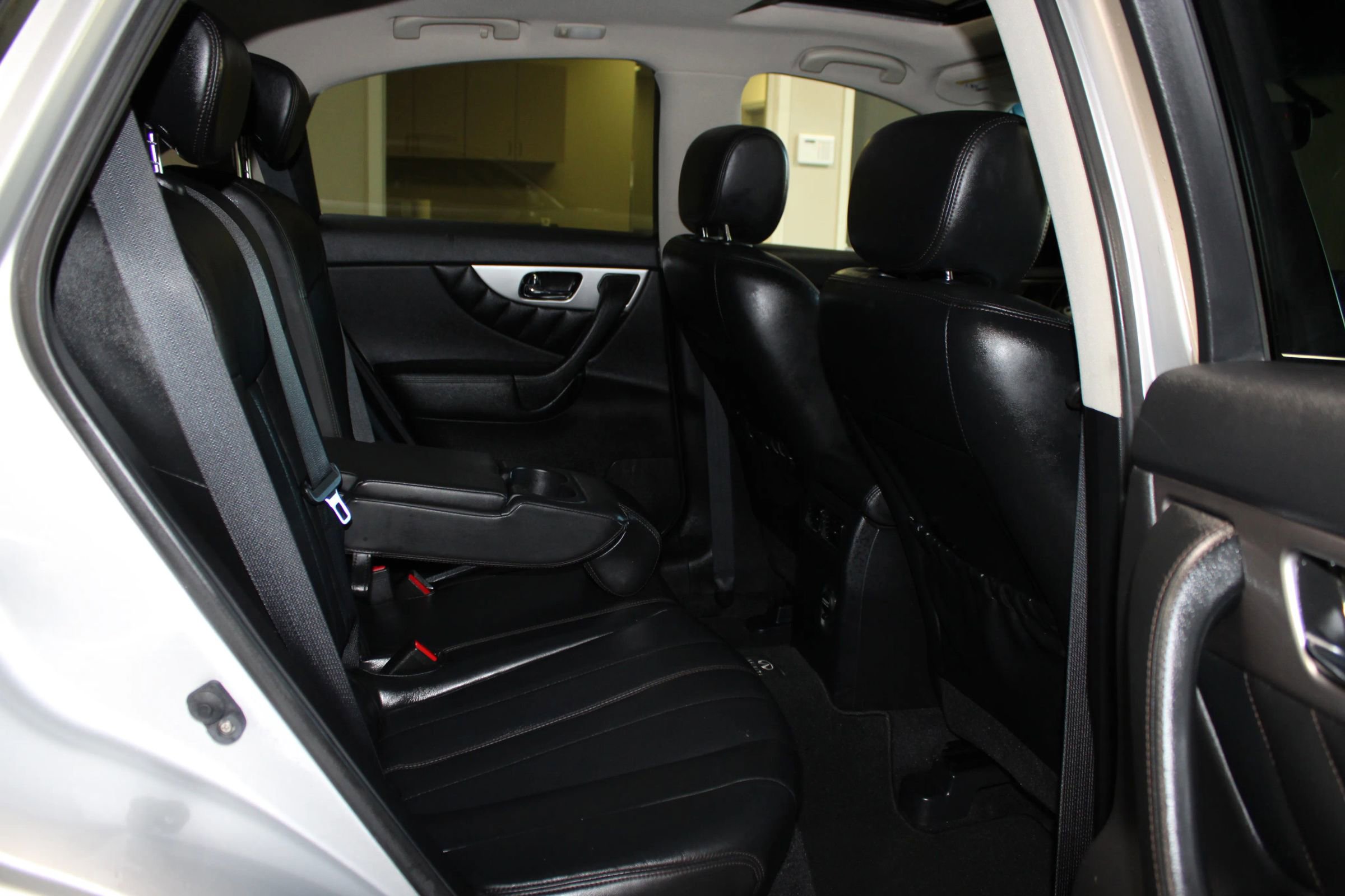 Used 2014 INFINITI QX70 3.7 image 28