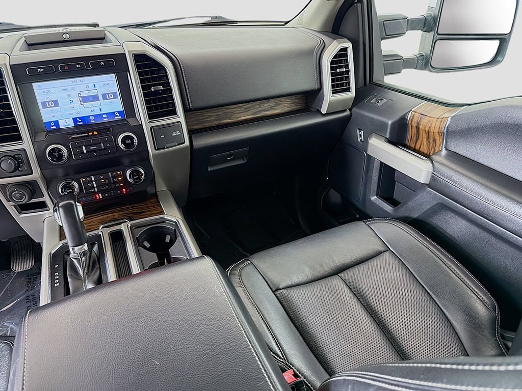 Used 2019 Ford F150 Lariat w/ Equipment Group 502A Luxury AWD/4WD image 33