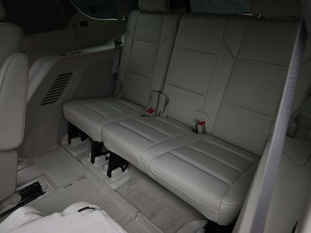 Certified 2025 Cadillac Escalade Premium Luxury Platinum w/ LPO, Floor Liner Package image 14